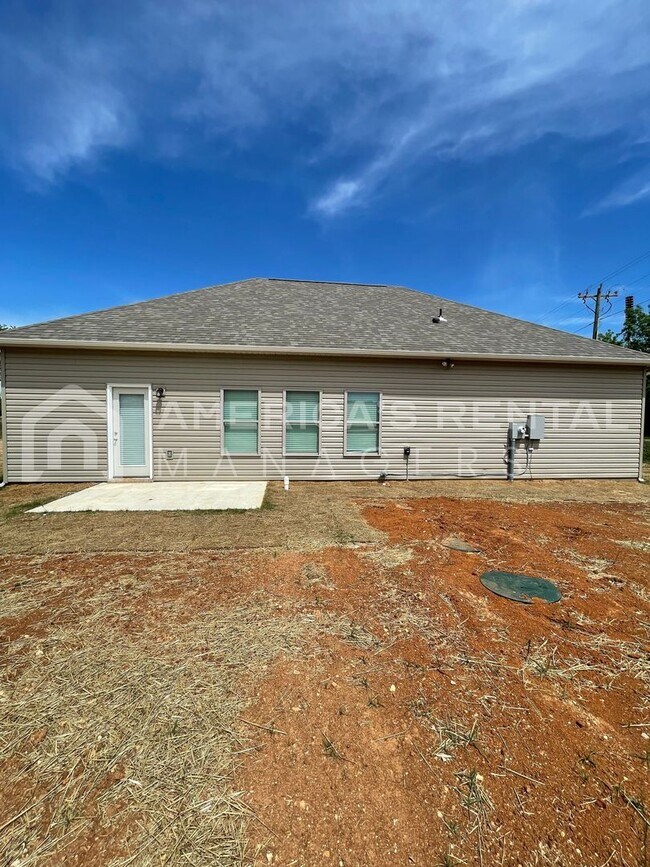 Building Photo - DEPOSIT PENDING!!! Home for Rent in Eastab...
