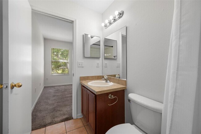 Building Photo - 2537 Harn Blvd