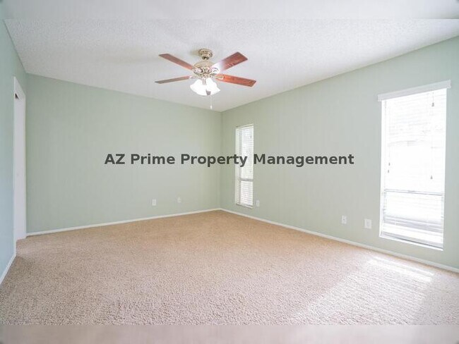 Building Photo - 1473 N Amarillo St