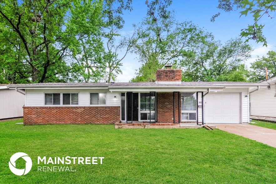 Building Photo - 2280 St Catherine St