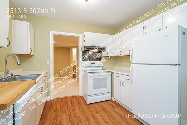 Building Photo - 2513 S 302nd Pl