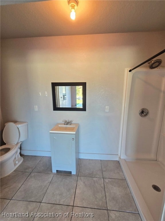 Building Photo - 6491 Orduna Dr