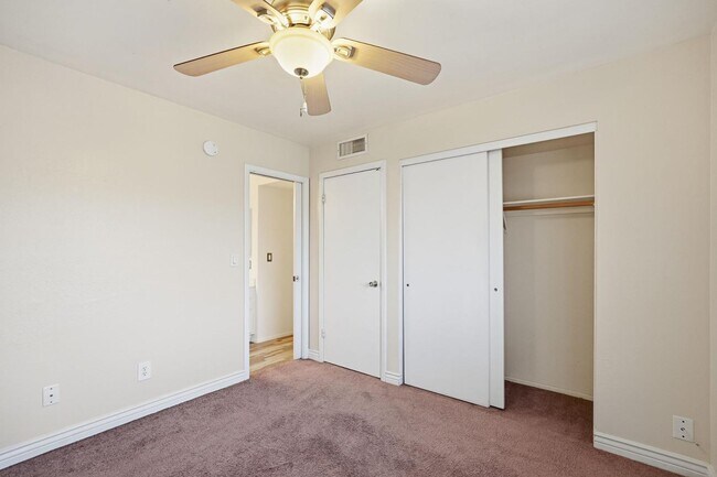 Building Photo - 1333 N Brittany Ln