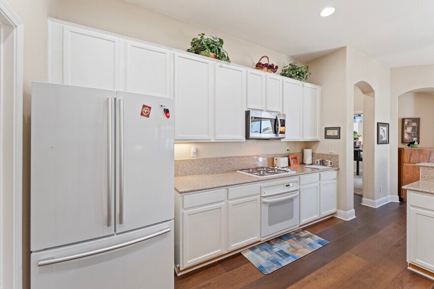 Building Photo - 1121 Galston Dr