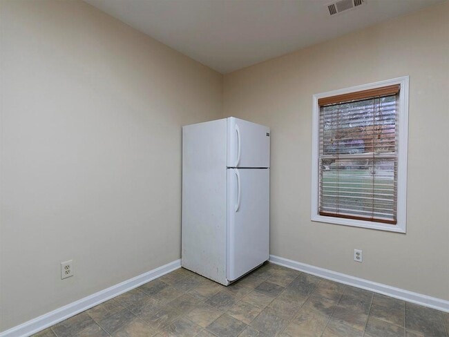 Building Photo - 2166 Hanfred Ct