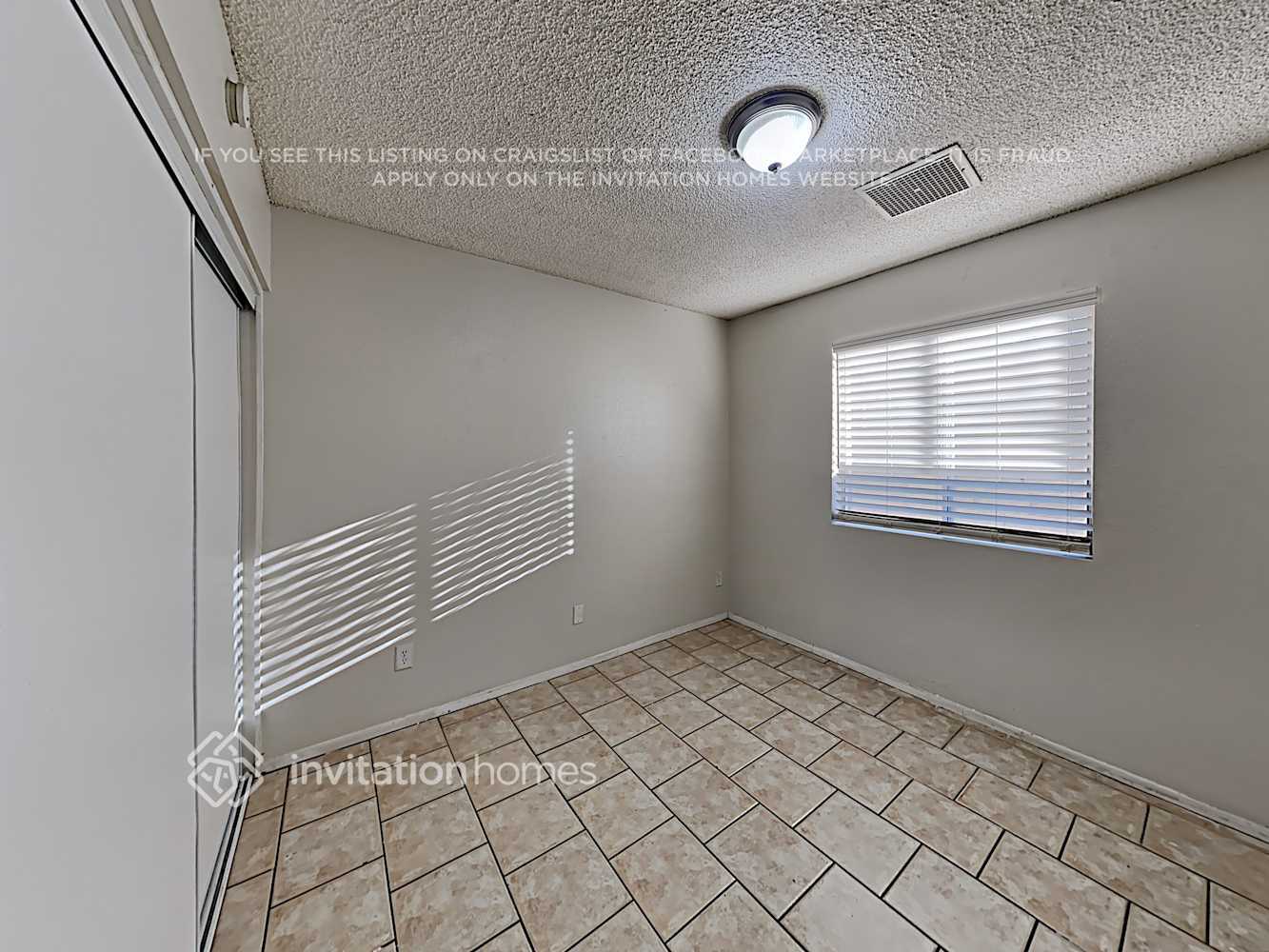 Building Photo - 5630 W Hubbell St