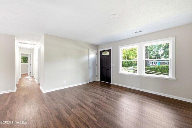 Building Photo - 130 Mohican Trail