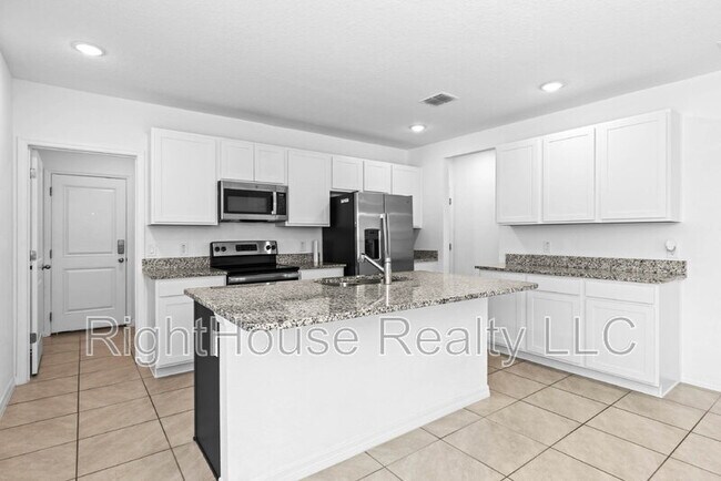 Building Photo - 675 Belgrove St