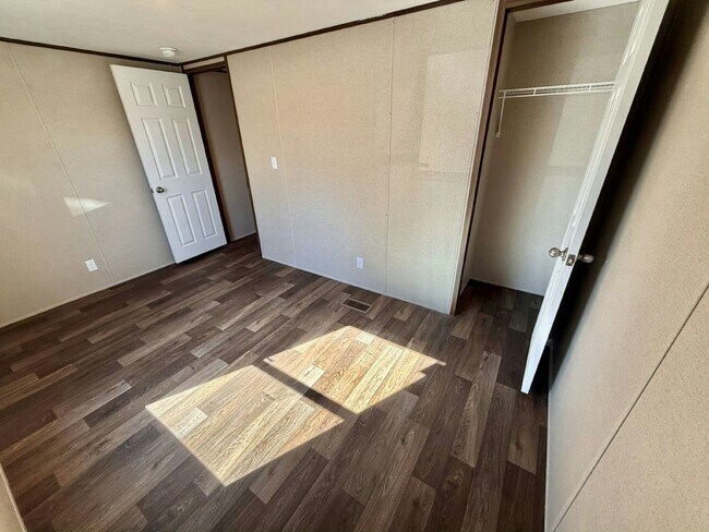 Building Photo - 751 Kernodle Ln