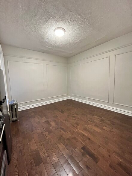18 Kensington 1H - 24 Kensington Ave