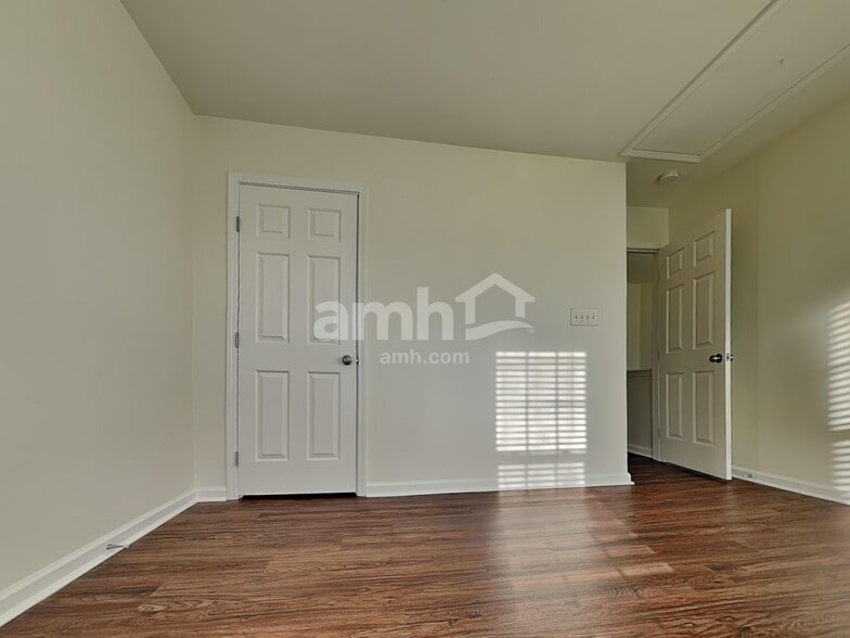 Building Photo - 5045 Prosperity Ridge Rd