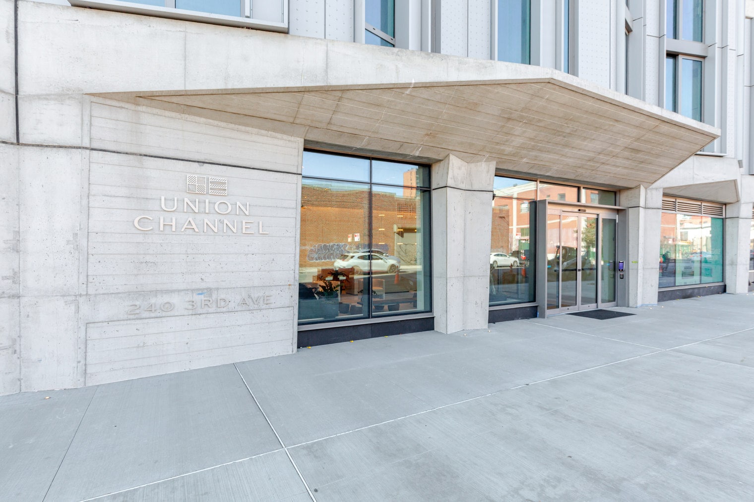 Building Photo - 240 3rd Ave