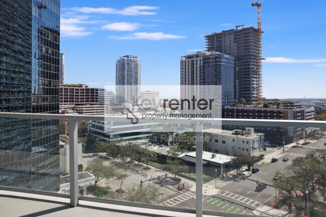 Building Photo - 400 Central Ave