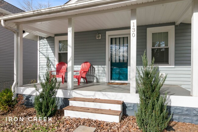 Building Photo - Charming Two-Bedroom in Oakley