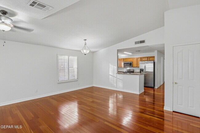 Building Photo - 7362 Mesquite Sun Ln