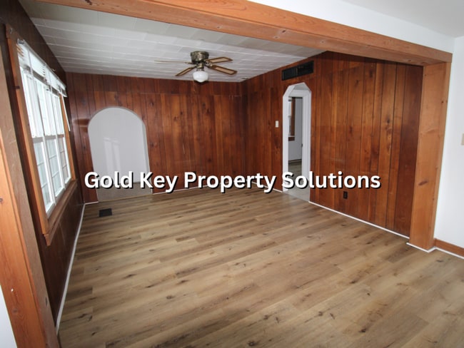 Building Photo - MUNCIE 2 BR 1 BA House with Covered Porch and Storage Building (NO SECTION 8)