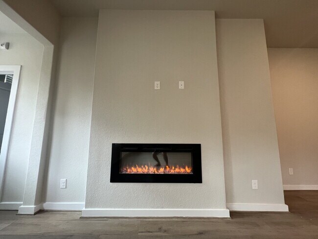 Building Photo - 4443 Stark Aly