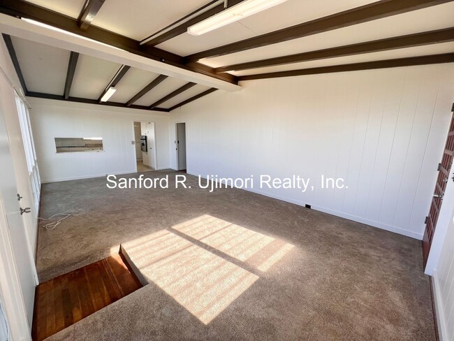 Primary Photo - Kolopua Street – Single Family Home (4 bed...