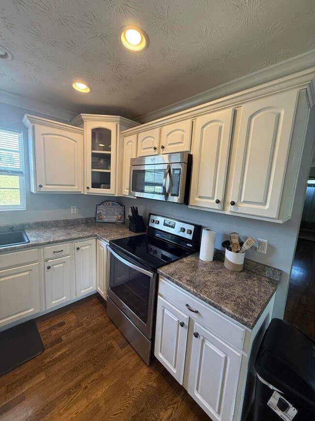 Building Photo - 426 Bryants Way