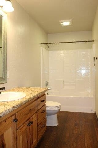 Building Photo - Henderson Center Gorgeous!  Executive Home, Beautiful finishes