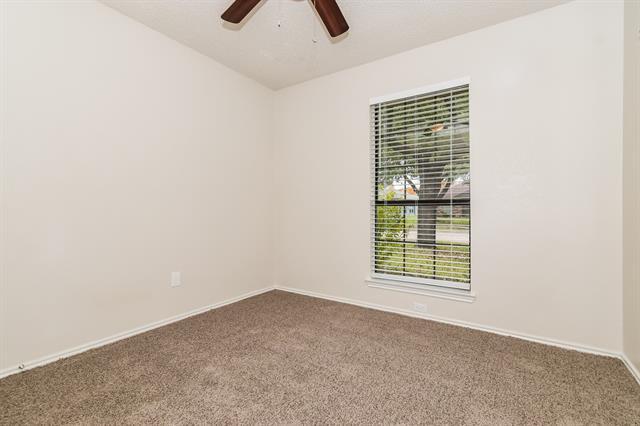 Building Photo - 3613 Dorchester Dr