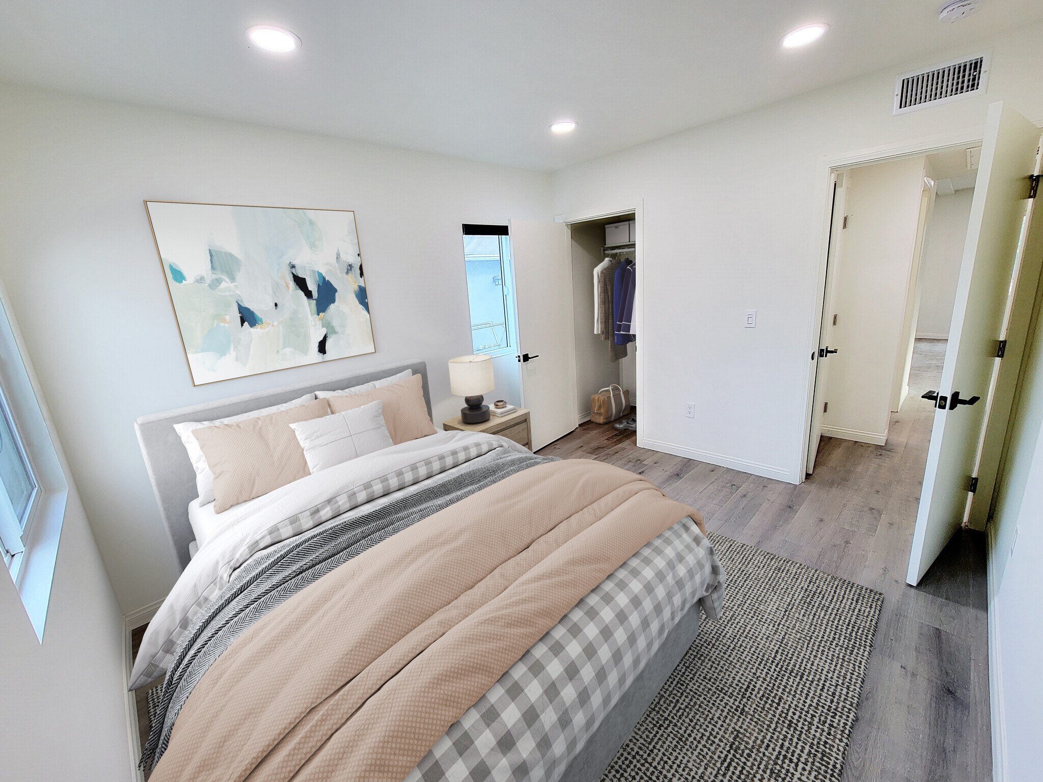 Building Photo - 2224 Delaware Ave