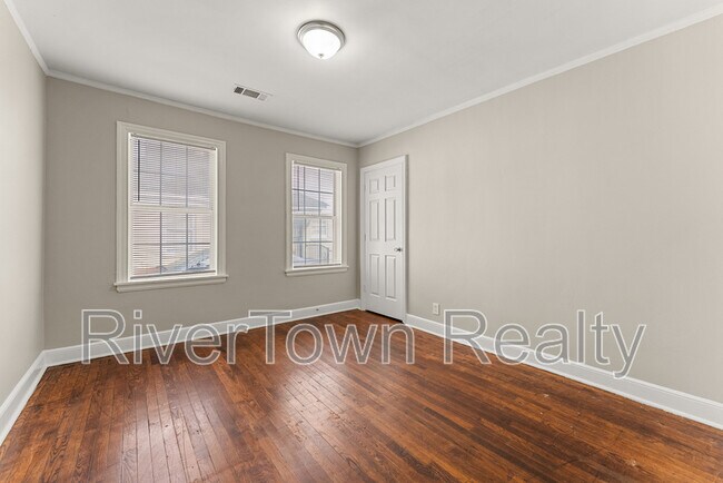 Building Photo - 1093 N Watkins St