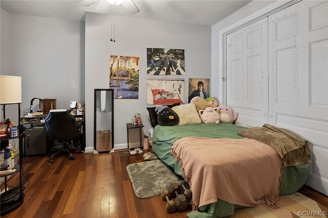 Building Photo - Huge 5 Bedroom House Next to VCU With Off ...
