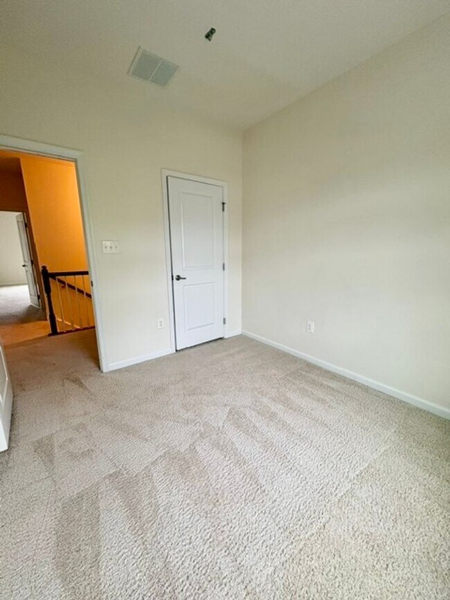 Building Photo - 12227 Majestic Maple Dr
