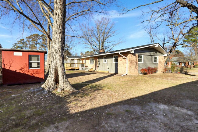 Building Photo - 11 Sandpiper St