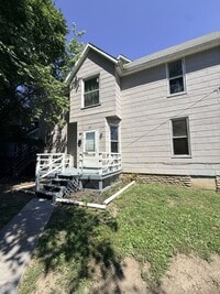 Building Photo - 500 N Shore Dr