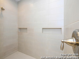 Building Photo - 1430 Hays St
