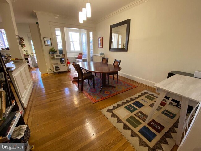 Building Photo - 1745 Lanier Pl NW