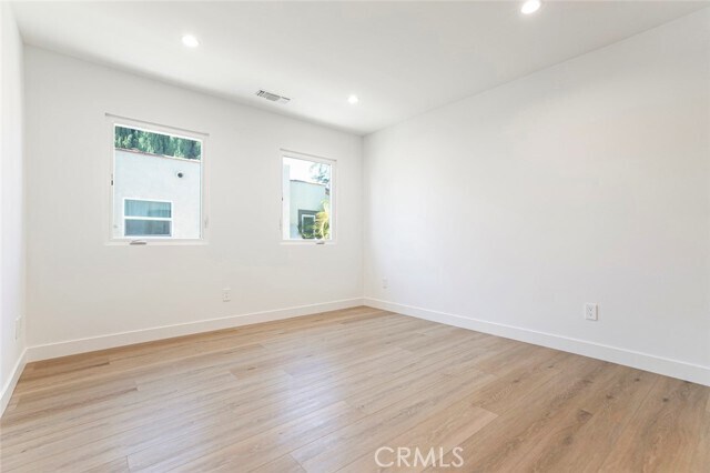 Building Photo - 528 Spencer St