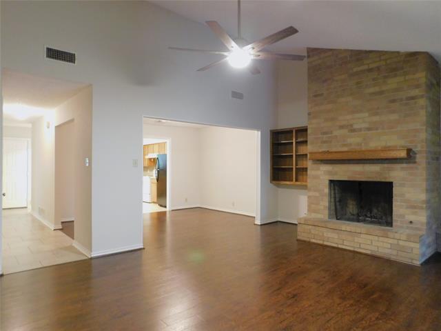 Building Photo - 2204 Canterbury Ct