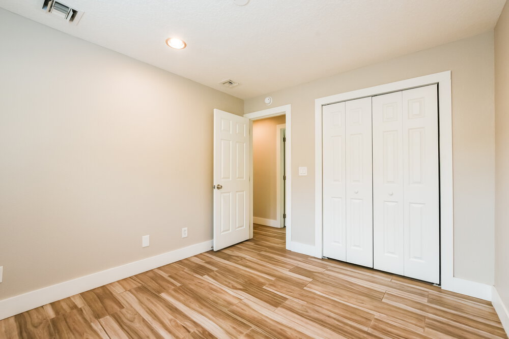 Building Photo - 12123 Woodglen Cir