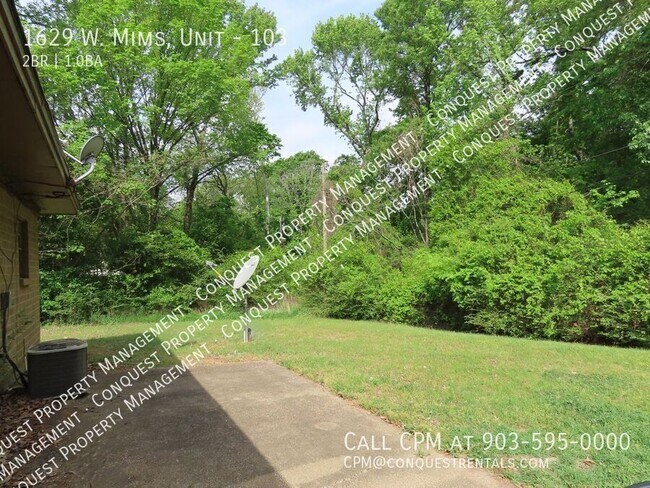 Building Photo - 1629 W Mims St