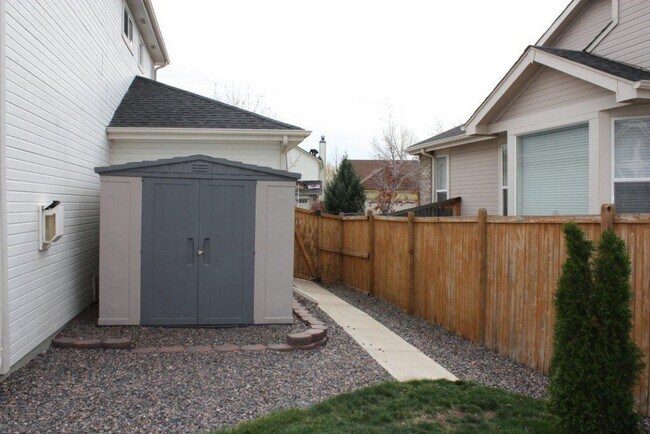 Building Photo - Spacious 4 Bed / 2.5 Bath Westminster Home