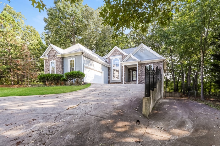 Building Photo - 122 Hunter's Pointe Ct