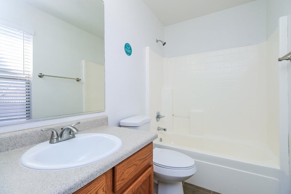 Building Photo - 3277 S Chaparral Rd