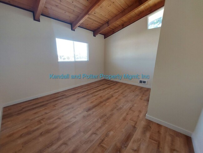 Building Photo - East Lake Ranch, LLC