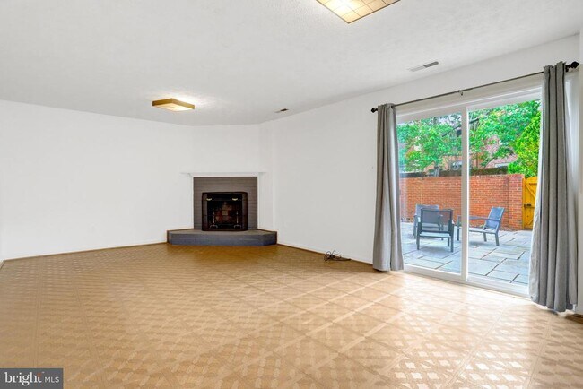 Building Photo - 2225 N Tuckahoe St