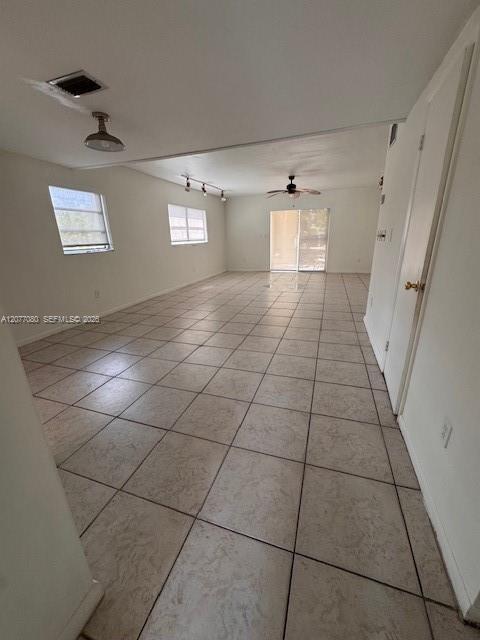 Building Photo - 2192 NE 171 St