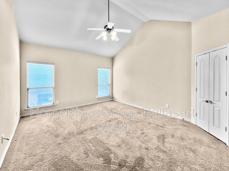 Building Photo - 6876 Livorno Ln