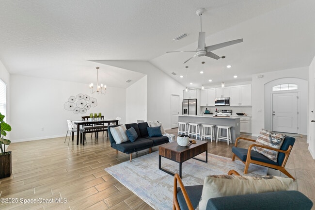 Building Photo - 1938 Jupiter Blvd SW