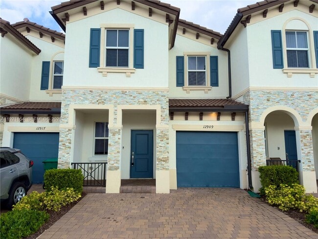 Building Photo - 12909 NW 23rd Pl