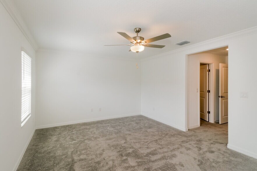 Building Photo - 2149 Great Sapphire Ln