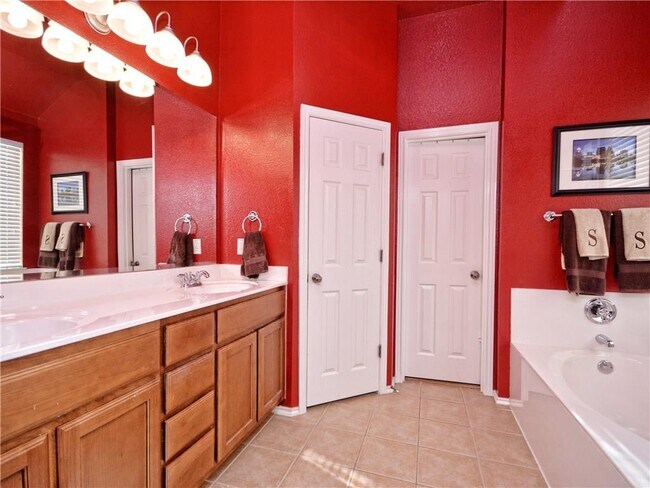 Building Photo - 27 Juniper Berry Way