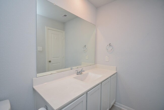 Building Photo - 16310 Westley Ridge Dr