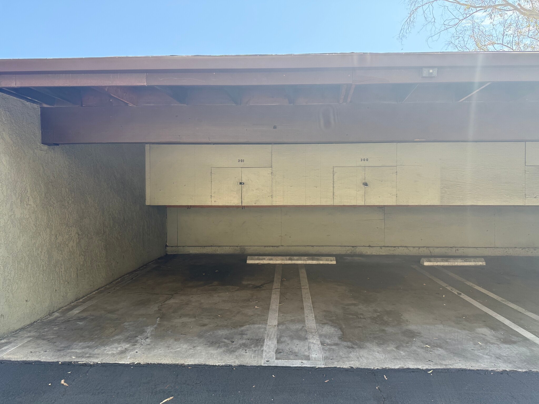Building Photo - 5830 Benner St